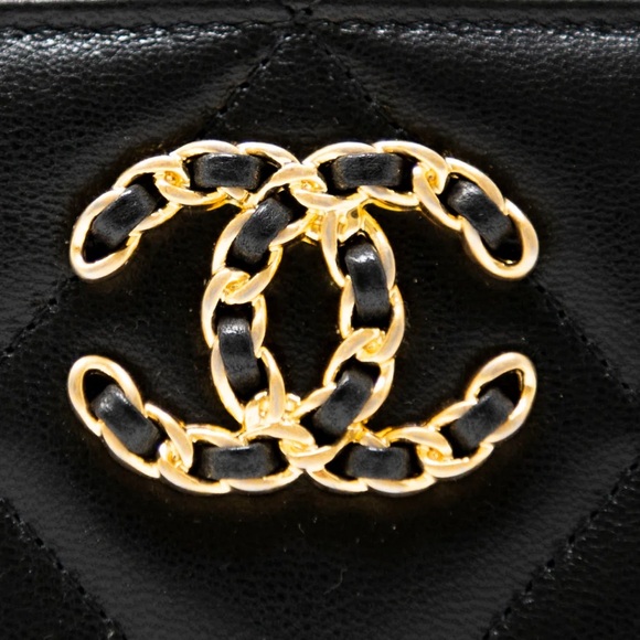 Chanel 19 Black Card Holder - Picture 8 of 10